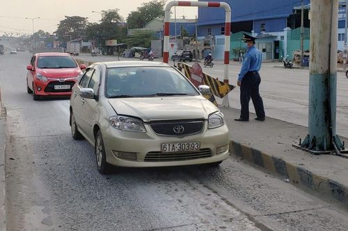 2 trạm BOT trên quốc lộ 1 tạm dừng thu phí