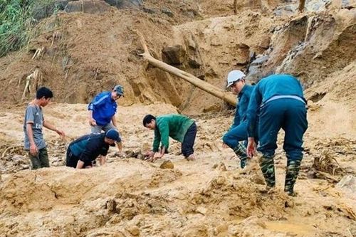 Nguyên nhân nào gây sạt lở đất?