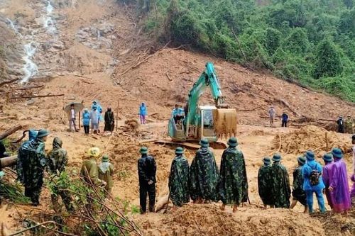 Tìm thấy hai thi thể bị vùi lấp do sạt lở đất tại trạm bảo vệ rừng Thác Voi