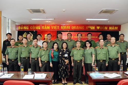 Góp ý biên soạn Bách khoa thư CAND giai đoạn tiếp theo