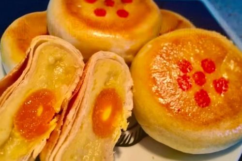 Nhạc ngũ âm, múa Rom-Vong, nghề làm bánh pía trở thành Di sản Văn hóa phi vật thể