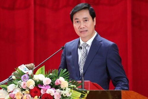 Ông Nguyễn Tường Văn trở thành tân Chủ tịch UBND tỉnh Quảng Ninh