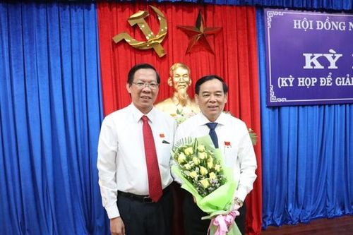 Ông Trần Ngọc Tam được bầu giữ chức Chủ tịch UBND tỉnh Bến Tre