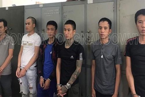 Bắt giữ bạn của 'con nợ', còn đòi... tiền công giữ người