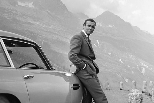 'James Bond' đầu tiên Sean Connery qua đời ở tuổi 90