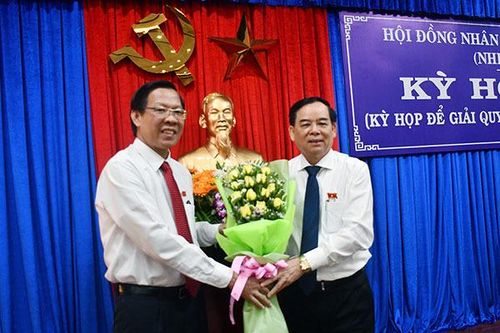 Ông Trần Ngọc Tam được bầu làm Chủ tịch UBND tỉnh Bến Tre