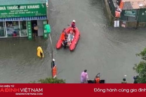 Cứu người trong lũ, 2 anh em bị nước cuốn trôi
