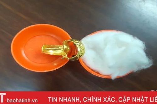 Phát hiện 2 chỉ vàng trong quần áo cứu trợ lũ lụt