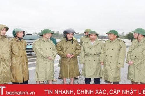 Khẩn trương giúp dân vùng ngập lụt khắc phục hậu quả, ổn định sản xuất