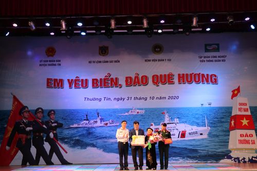 Sôi nổi hội thi 'Em yêu biển đảo quê hương'