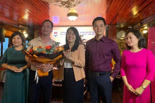 TP Hồ Chí Minh đón đoàn du khách kích cầu du lịch đến từ Quảng Ninh