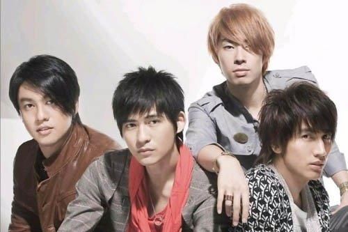 Màn tái ngộ của nhóm F4 thu hút hàng triệu lượt xem, bình luận