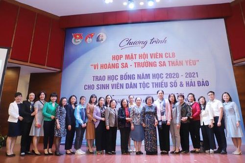 Lan tỏa tình đoàn kết từ Câu lạc bộ 'Vì Hoàng Sa - Trường Sa thân yêu'