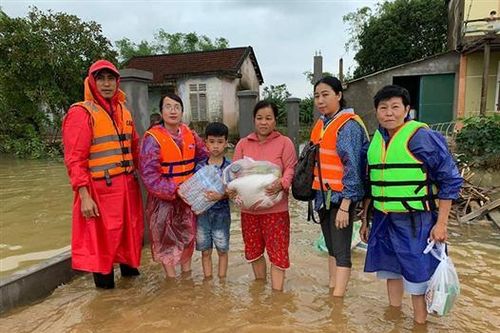 'Rốn lũ' Vĩnh Linh những ngày ấm tình người