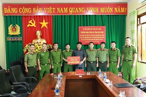 Thư khen các đơn vị phá vụ chiếm đoạt tiền nạn nhân Thủy điện Rào Trăng