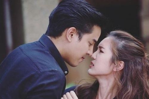 Vào nhà nghỉ, bạn trai chủ động trút quần áo để lộ khiếm khuyết cơ thể trước mặt tôi nhưng tôi chỉ biết giật bắn mình, không thốt thành lời