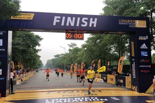 Longbien Marathon 2020: 'Vì miền Trung yêu thương'