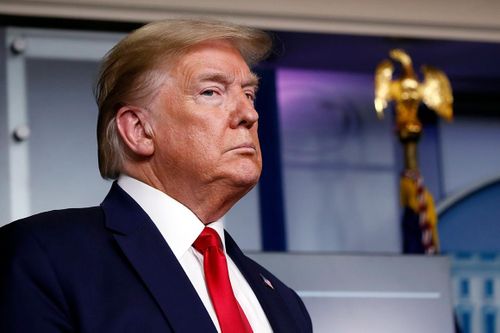 Ba 'cơn bão' cùng ập đến Tổng thống Trump trong năm 2020