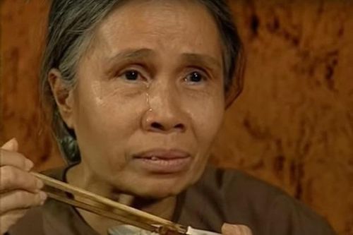 Hồng Ánh, Thanh Bình bàng hoàng nghe tin 'má Hoa' qua đời