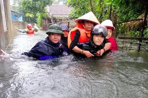 10 người thương vong, mất tích, Nghệ An đề nghị Quân đội hỗ trợ khắc phục hậu quả mưa lũ