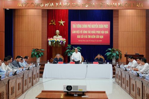 Thủ tướng bổ sung kinh phí cho các tỉnh miền Trung sửa nhà cho dân
