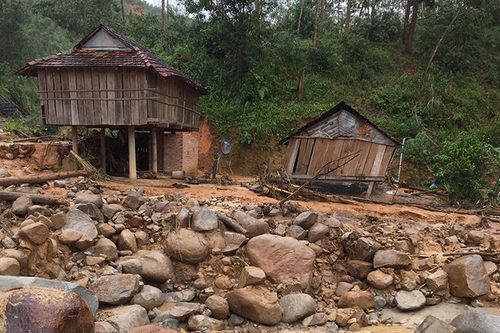 Quảng Ngãi tiếp tục triển khai các biện pháp ứng phó bão Goni