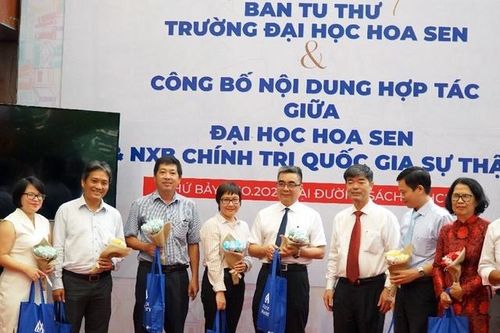 Trường ĐH Hoa Sen khôi phục lại Ban Tu thư