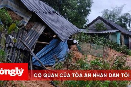 Sạt lở đất đá 'uy hiếp' hàng trăm hộ dân miền Tây xứ Nghệ