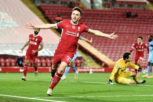Diogo Jota hóa người hùng, Liverpool thắng nghẹt thở