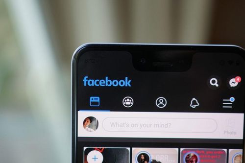 Ứng dụng Facebook có thêm giao diện đen huyền bí, đây là cách kiểm tra xem bạn được cập nhật chưa