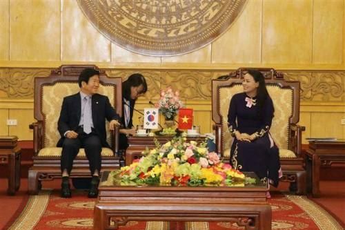 Chủ tịch Quốc hội Hàn Quốc tiếp tục khuyến khích doanh nghiệp đầu tư vào Ninh Bình