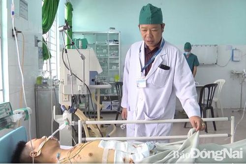 Bác sĩ cứu nhiều bệnh nhân thoát khỏi 'cửa tử'