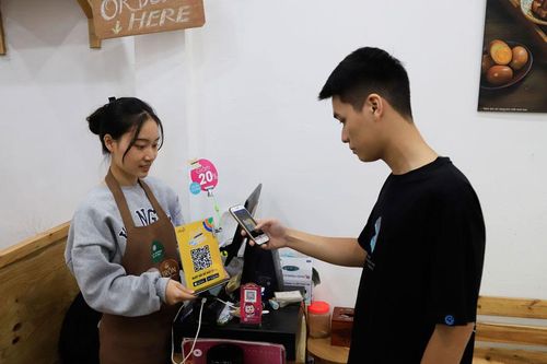 Thanh toán không dùng tiền mặt - An toàn, tiện lợi