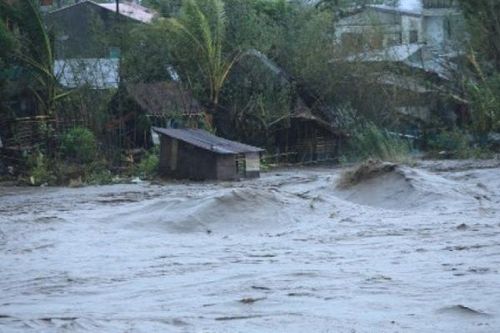 Ít nhất 4 người chết do siêu bão Goni ở Philippines