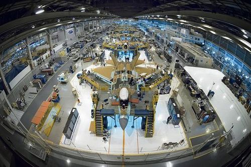 Israel đã giúp Mỹ bất ngờ hồi sinh dây chuyền sản xuất 'quái điểu' F-22 Raptor