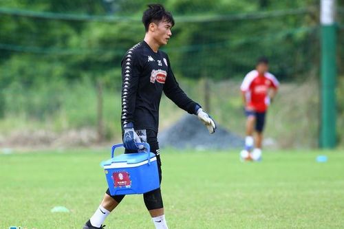 Bùi Tiến Dũng có cơ hội ở 2 vòng cuối V.League