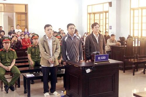Hoãn phiên tòa xét xử vụ tham ô tài sản ở huyện Đức Cơ