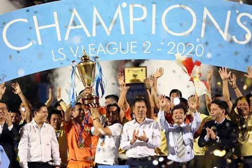 Bình Định thế chân Quảng Nam đá V-League 2021