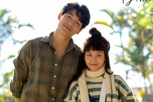 Quốc Anh - Khả Ngân mừng rớt nước mắt khi hết bị 'cách ly'