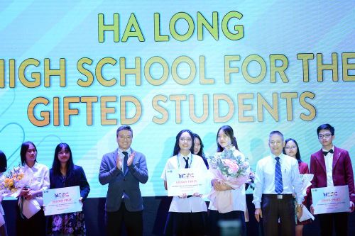 Học sinh Quảng Ninh giành quán quân cuộc thi 'Hùng biện tiếng Anh Quốc gia 2020'