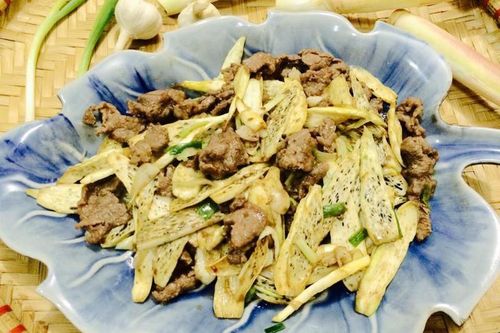 Vào mùa củ niễng, làm món gì ngon đãi cả nhà?