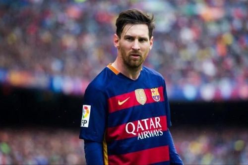 Barcelona đối diện nguy cơ phá sản