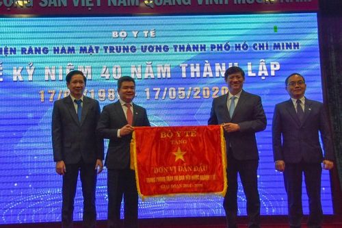 Kỷ niệm 40 năm ngày thành lập, bệnh viện kêu gọi quyên góp ủng hộ miền Trung