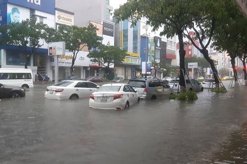 Ô tô bị ngập nước do bão lũ liệu có được bảo hiểm bồi thường?