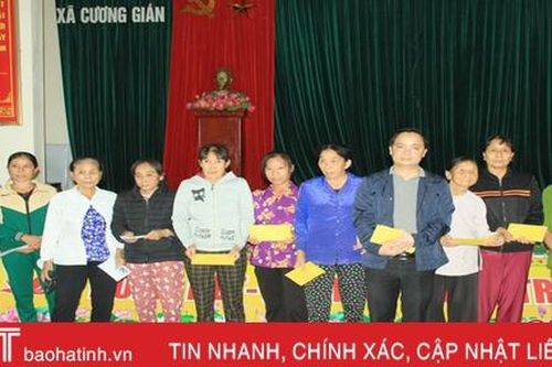 240 triệu đồng hỗ trợ các gia đình Nghi Xuân có hoàn cảnh khó khăn