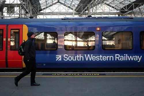 Chính phủ Anh dành 1,8 tỉ bảng hỗ trợ hệ thống giao thông London