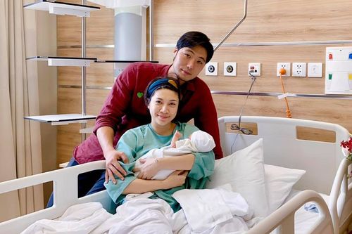 Bị studio chụp ảnh cho con gái đe dọa, Pha Lê viết 'tấu sớ 8000 chữ' đáp trả căng như dây đàn