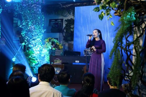 Nhóm thiện nguyện Hạt giống tâm hồn gây quỹ hơn 2,3 tỷ đồng hỗ trợ đồng bào miền Trung