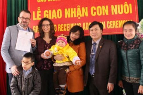 Hà Nội giải quyết 9 trường hợp nuôi con nuôi có yếu tố nước ngoài