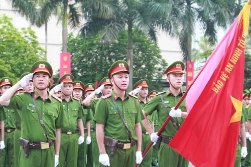 Giữ vững thế chủ động, xây dựng nền quốc phòng toàn dân, an ninh nhân dân vững mạnh